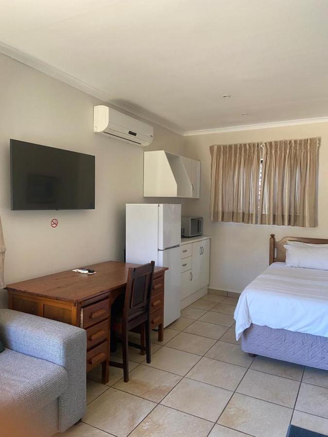 Botleng Guest House Boqate Екстериор снимка