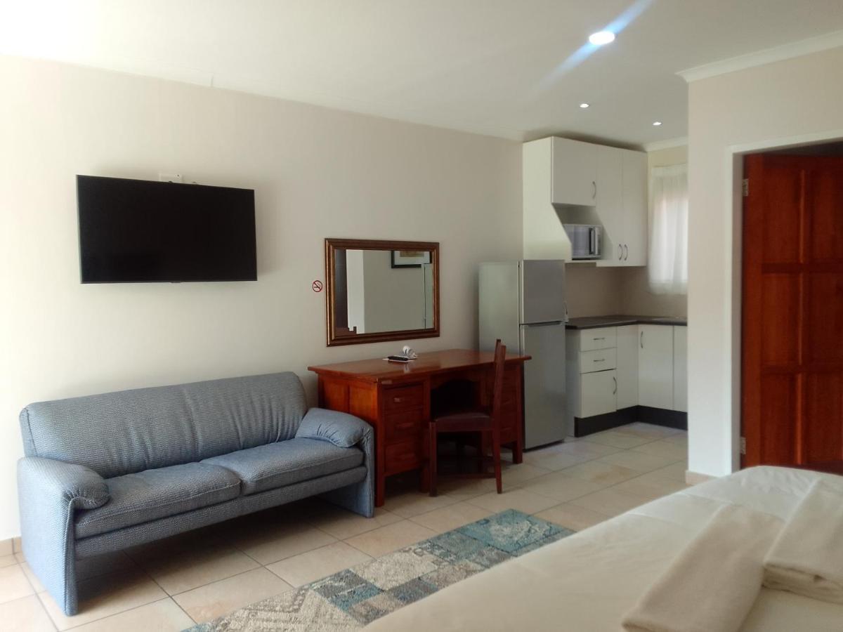 Botleng Guest House Boqate Екстериор снимка