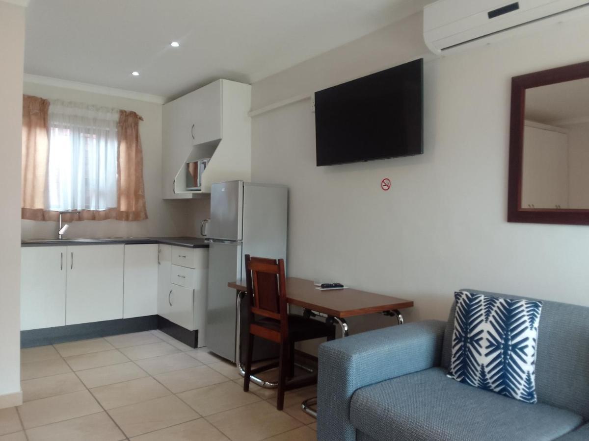 Botleng Guest House Boqate Екстериор снимка