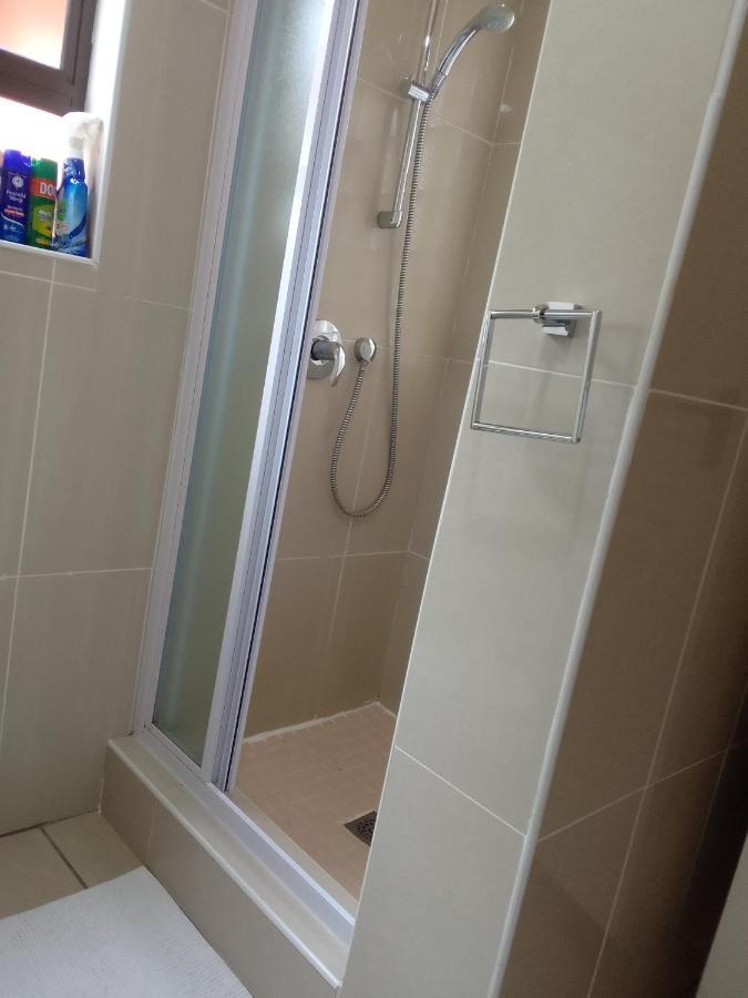 Botleng Guest House Boqate Екстериор снимка