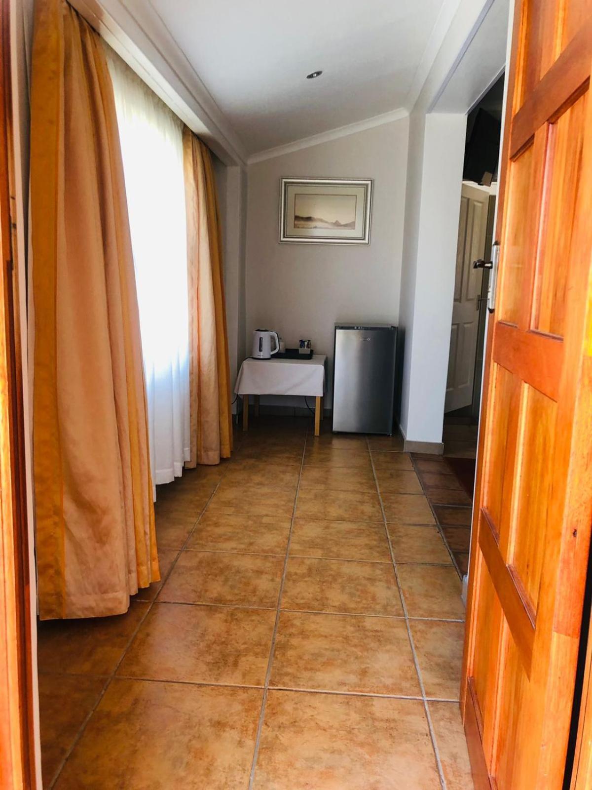 Botleng Guest House Boqate Екстериор снимка