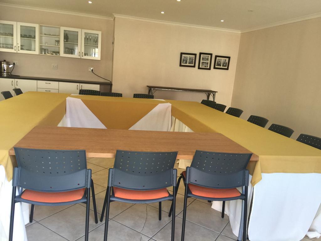 Botleng Guest House Boqate Екстериор снимка