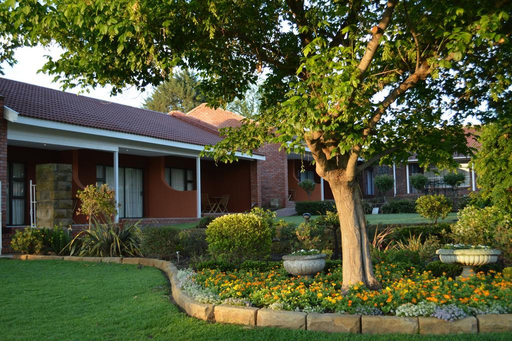 Botleng Guest House Boqate Екстериор снимка