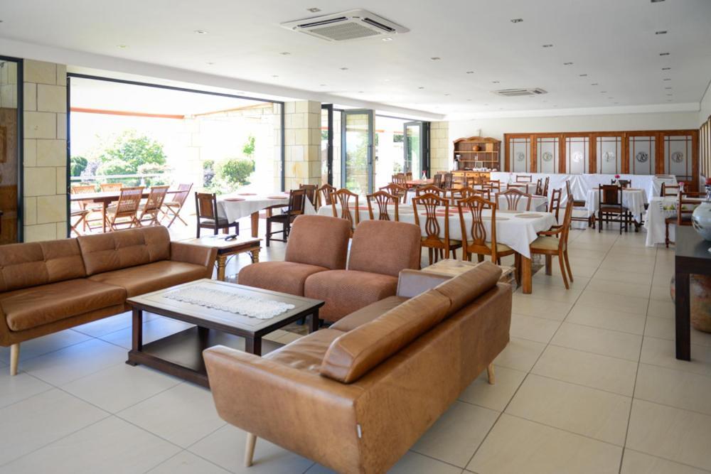 Botleng Guest House Boqate Екстериор снимка